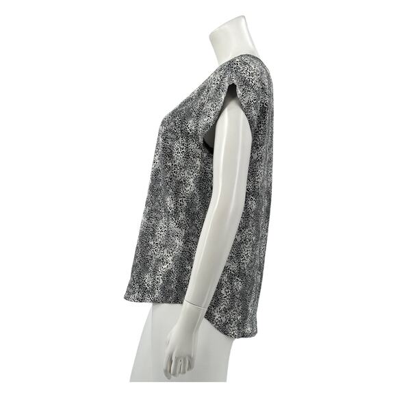 Joie Top Women Medium Gray Leopard Print 100% Silk V-Neck Office Dainty Feminine - Picture 4 of 8